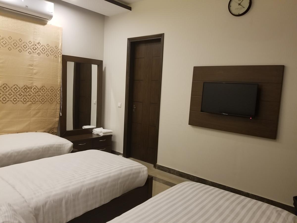 Zifan Hotel&Suites Karáčí Exteriér fotografie