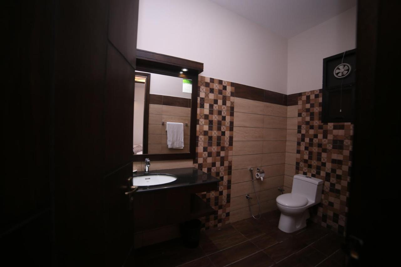 Zifan Hotel&Suites Karáčí Exteriér fotografie